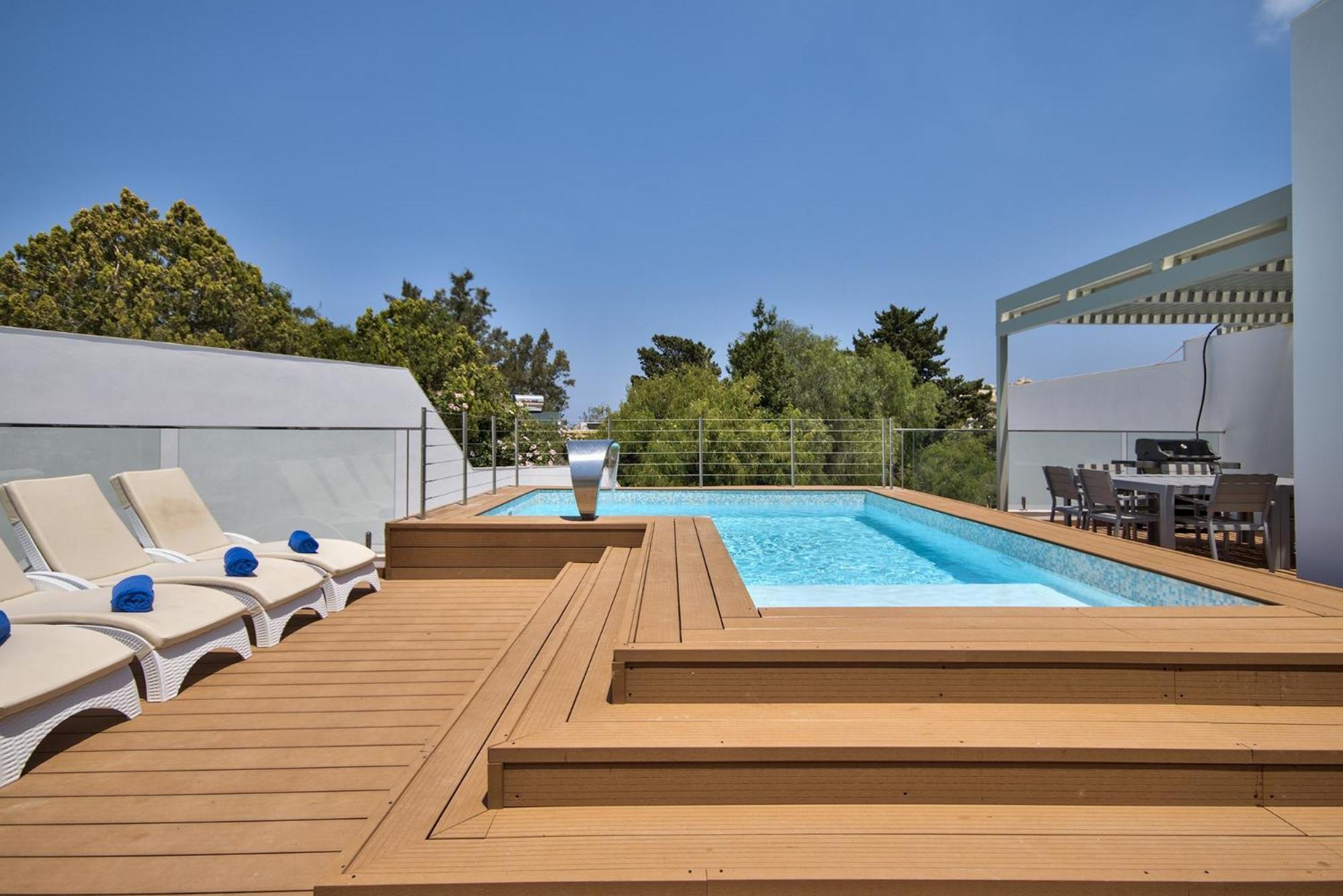 Maltese Luxury - Sunset Infinity Pools, Indoor Heated Pools And More! Villa